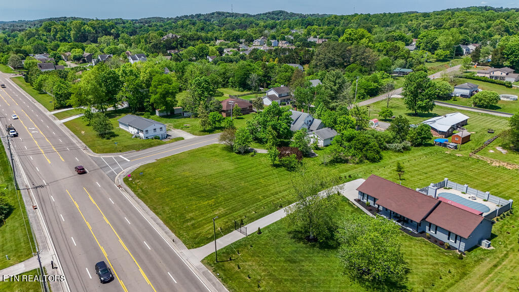 7402 Pelleaux Road Knoxville, TN 37938 - Photo 20 of 34 DJI_20240502130334_0026_D