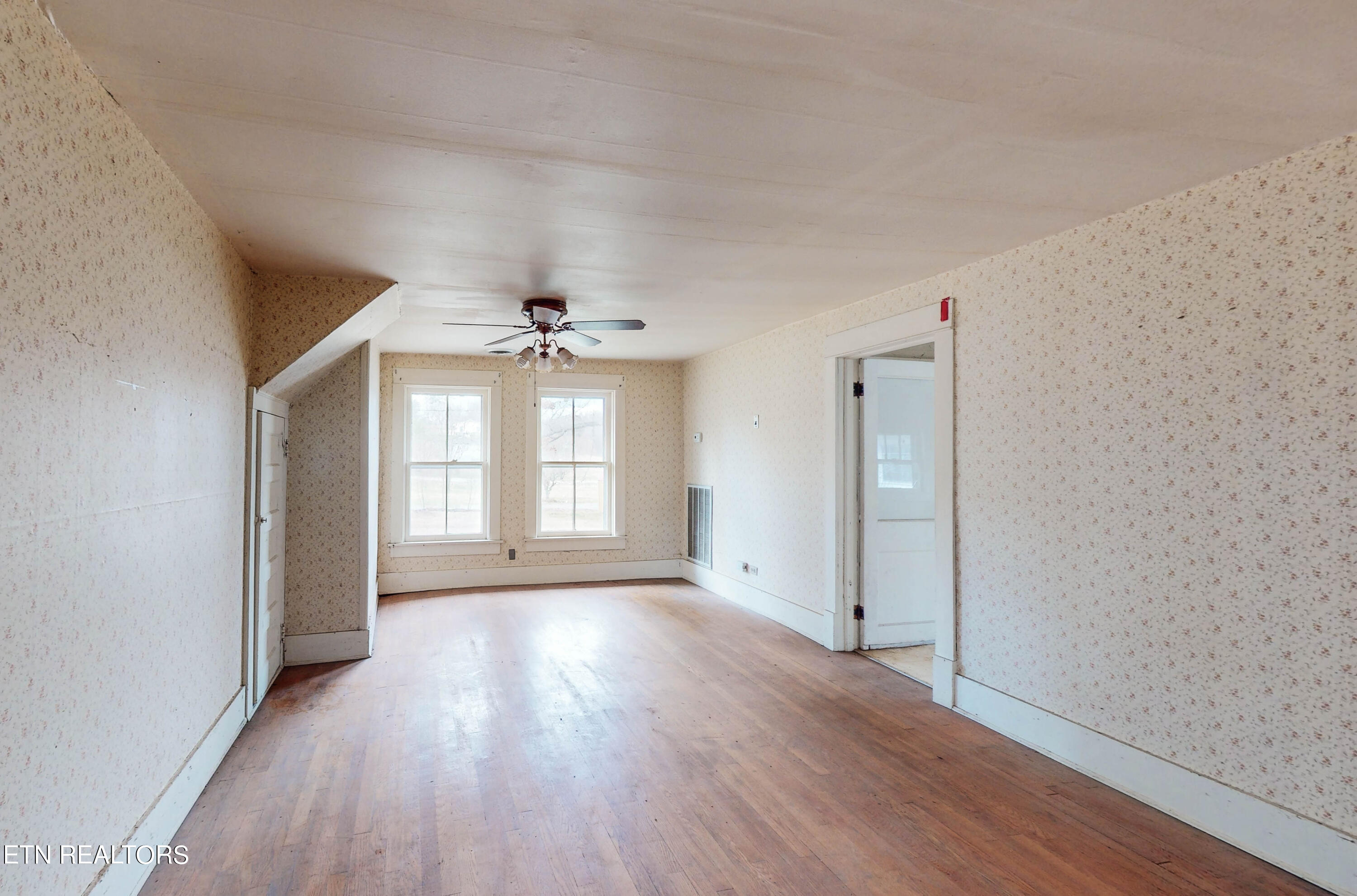 7402 Pelleaux Road Knoxville, TN 37938 - Photo 21 of 26 Pelleaux-Rd-12192023_105757