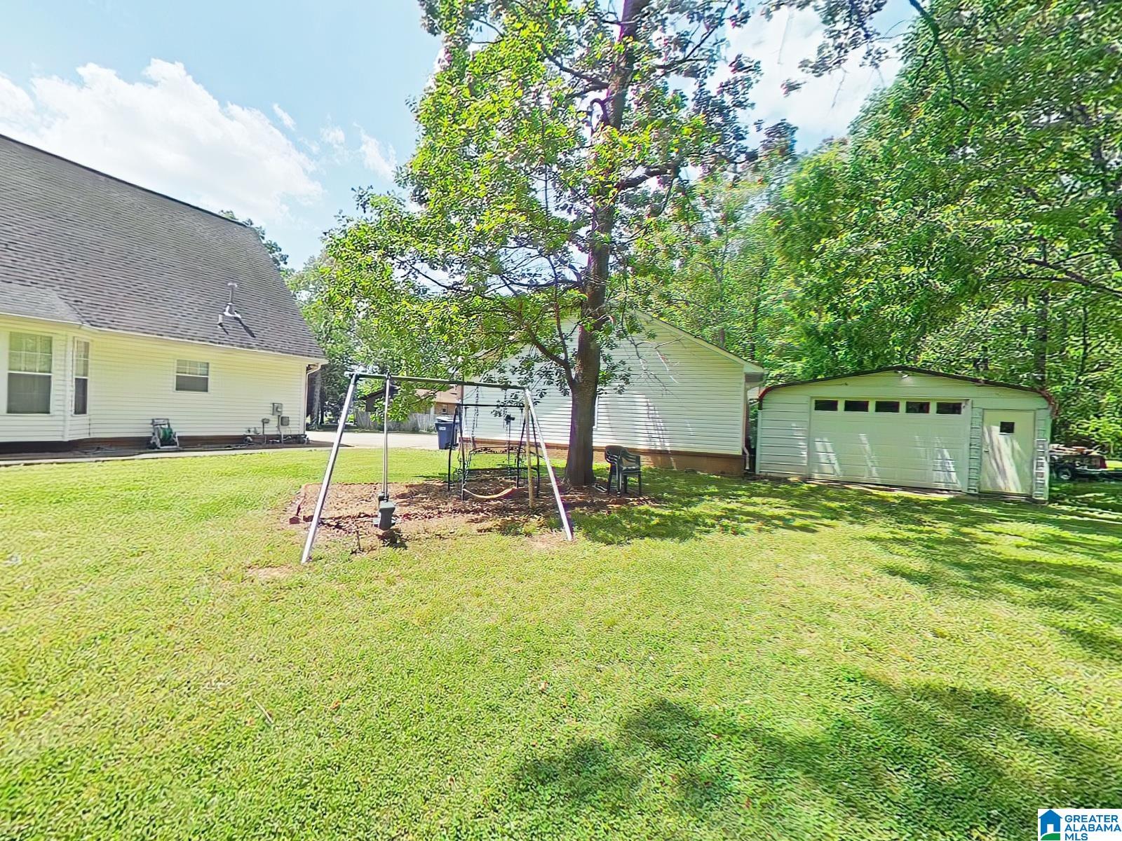 1417 Cherokee Trail Anniston, AL 36206 - Photo 3 of 6