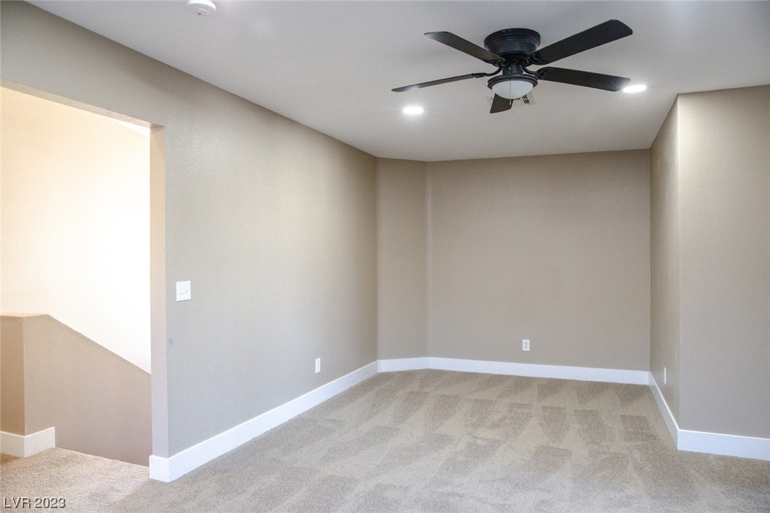 3971 Via Lucia Drive Las Vegas, NV 89115 - Photo 15 of 49