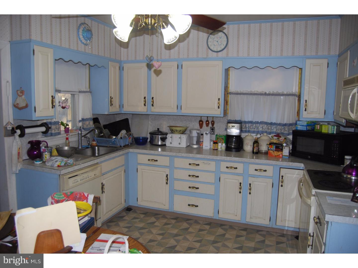 1210 Manor Road Havertown, PA 19083 - Photo 2 of 8
