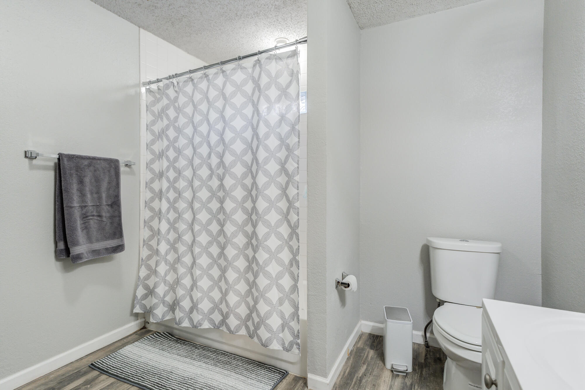 2601 25th Street Lubbock, TX 79410 - Photo 19 of 30 2601-25th-St_Lubbock-TX23_Primary-Bathro