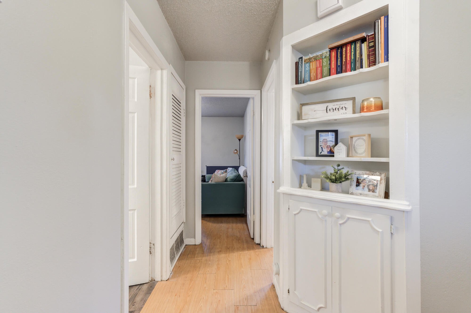 2601 25th Street Lubbock, TX 79410 - Photo 23 of 30 2601-25th-St_Lubbock-TX15_Hallway