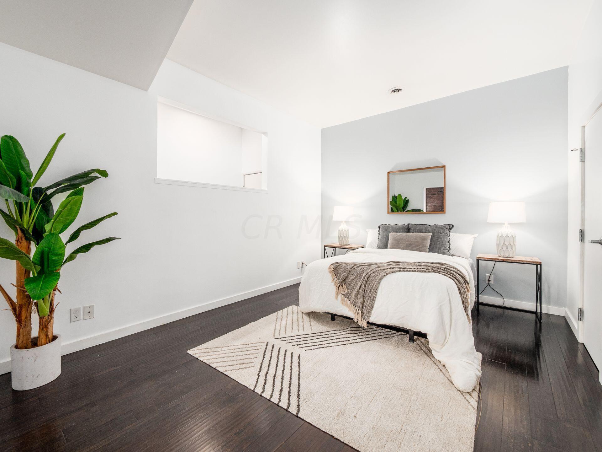 1131 North High Street, Unit 203 Columbus, OH 43201 - Photo 12 of 38 017_729f1ed_A 1131 N High 031