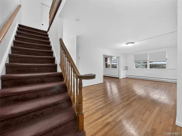 $3,000 | 81 Kearsing Parkway, Unit A, Monsey, NY 10952
