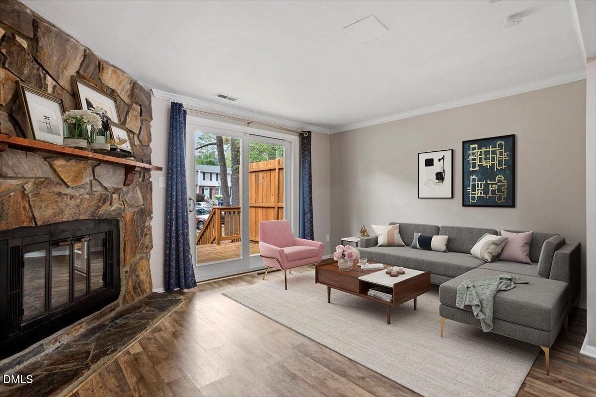 7715 Kingsberry Court Raleigh, NC 27615 - Photo 6 of 30 Family Room_Q