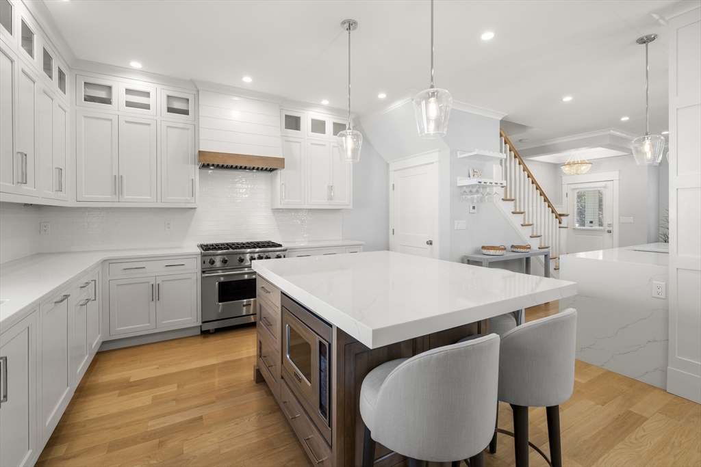 74-76 Butler Road Quincy, MA 02169 - Photo 10 of 41