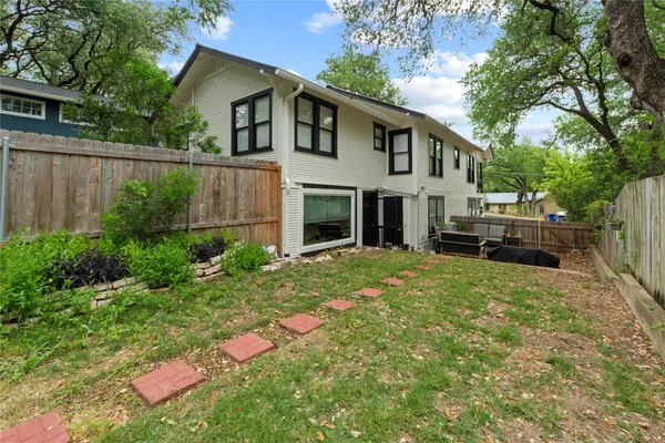 $1,250,000 | 2301 West 10th Street, Austin, TX 78703