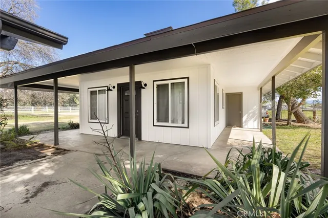 $1,399,999 | 13545 East Bullard Avenue, Clovis, CA 93619