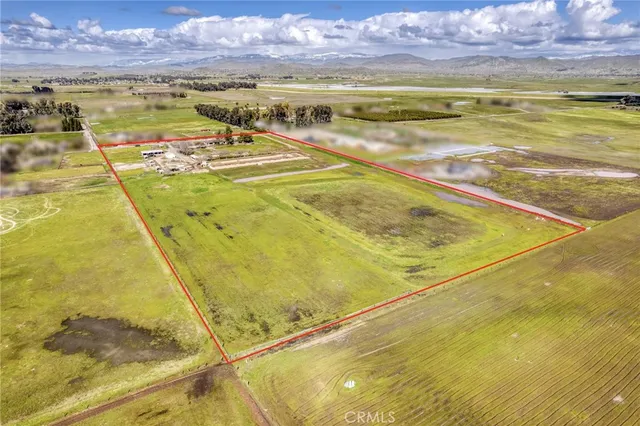 $1,399,999 | 13545 East Bullard Avenue, Clovis, CA 93619