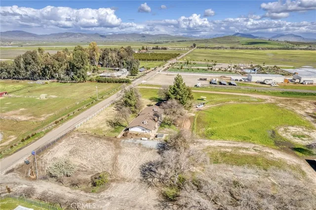 $1,399,999 | 13545 East Bullard Avenue, Clovis, CA 93619