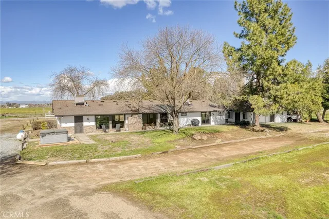 $1,399,999 | 13545 East Bullard Avenue, Clovis, CA 93619