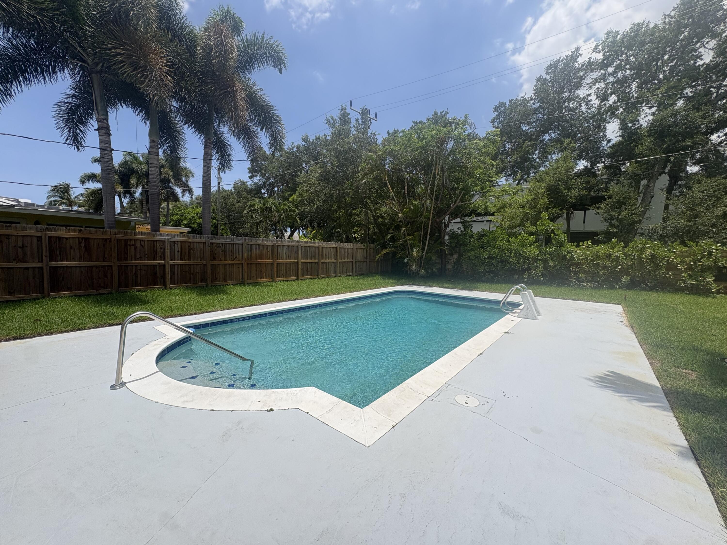 1400 Northwest 4th Street Boca Raton, FL 33486 - Photo 21 of 22 IMG_3424 2