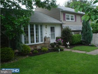 284 Poplar Road Warminster, PA 18974 - Photo 2 of 12 Exterior Front