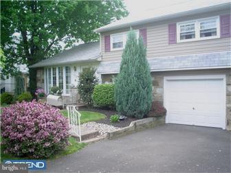 284 Poplar Road Warminster, PA 18974 - Photo 12 of 12 Exterior Front