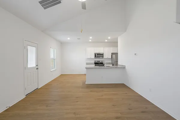 $1,950 | 23031 Glory Orchid Drive, Hockley, TX 77447