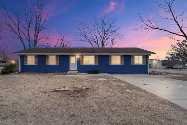 $275,000 | 245 North Pine Street, Garnett, KS 66032