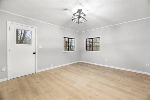 $275,000 | 245 North Pine Street, Garnett, KS 66032