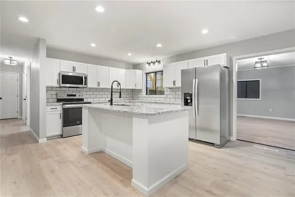 $275,000 | 245 North Pine Street, Garnett, KS 66032