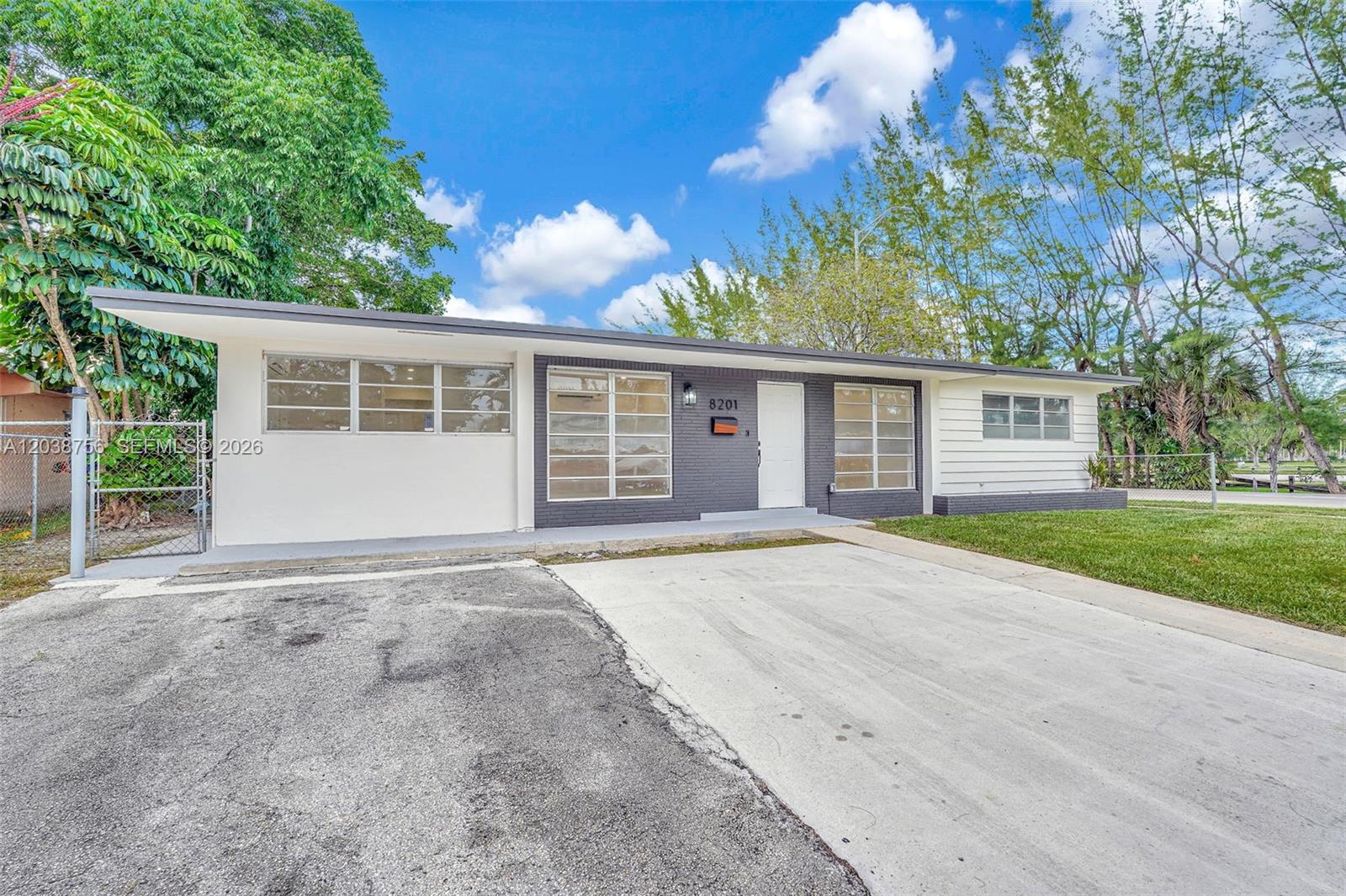 8201 Southwest 42nd Street Miami, FL 33155 - Photo 65 of 71