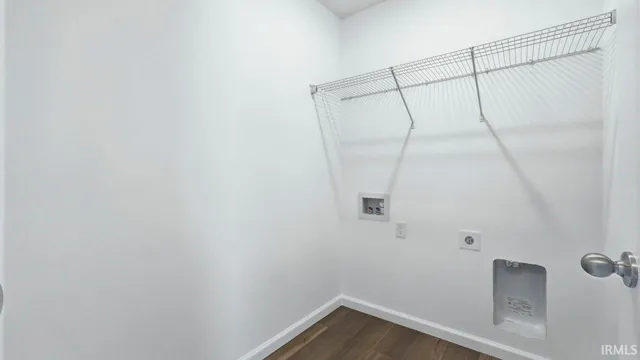 $303,025 | 1321 Greencastle Drive, Warsaw, IN 46582