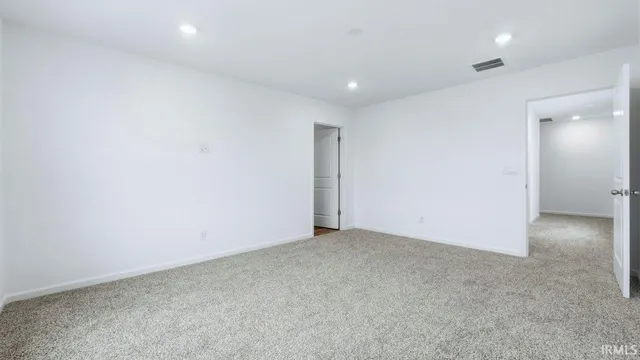 $303,025 | 1321 Greencastle Drive, Warsaw, IN 46582