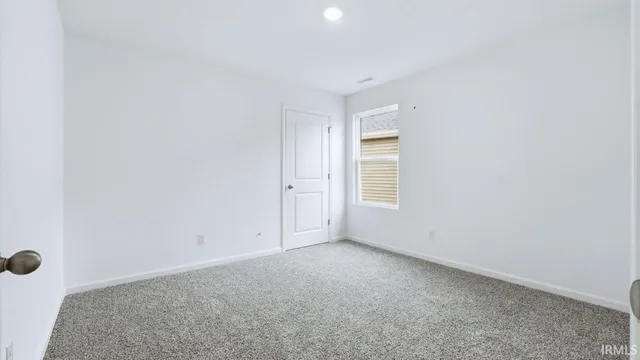 $303,025 | 1321 Greencastle Drive, Warsaw, IN 46582