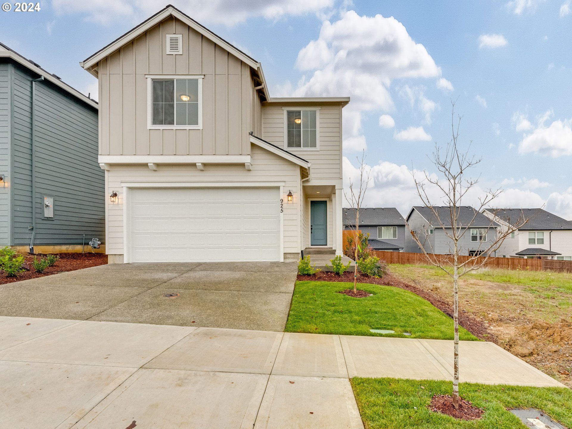 925 Northwest 178th Street Ridgefield, WA 98642 - Photo 3 of 46