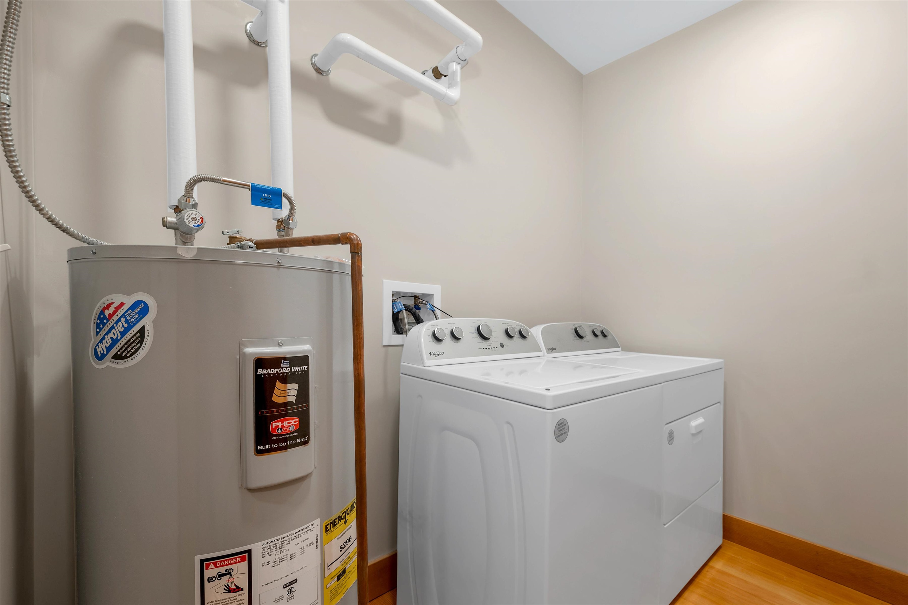 609 Main Street, Unit 202 Laconia, NH 03246 - Photo 18 of 41