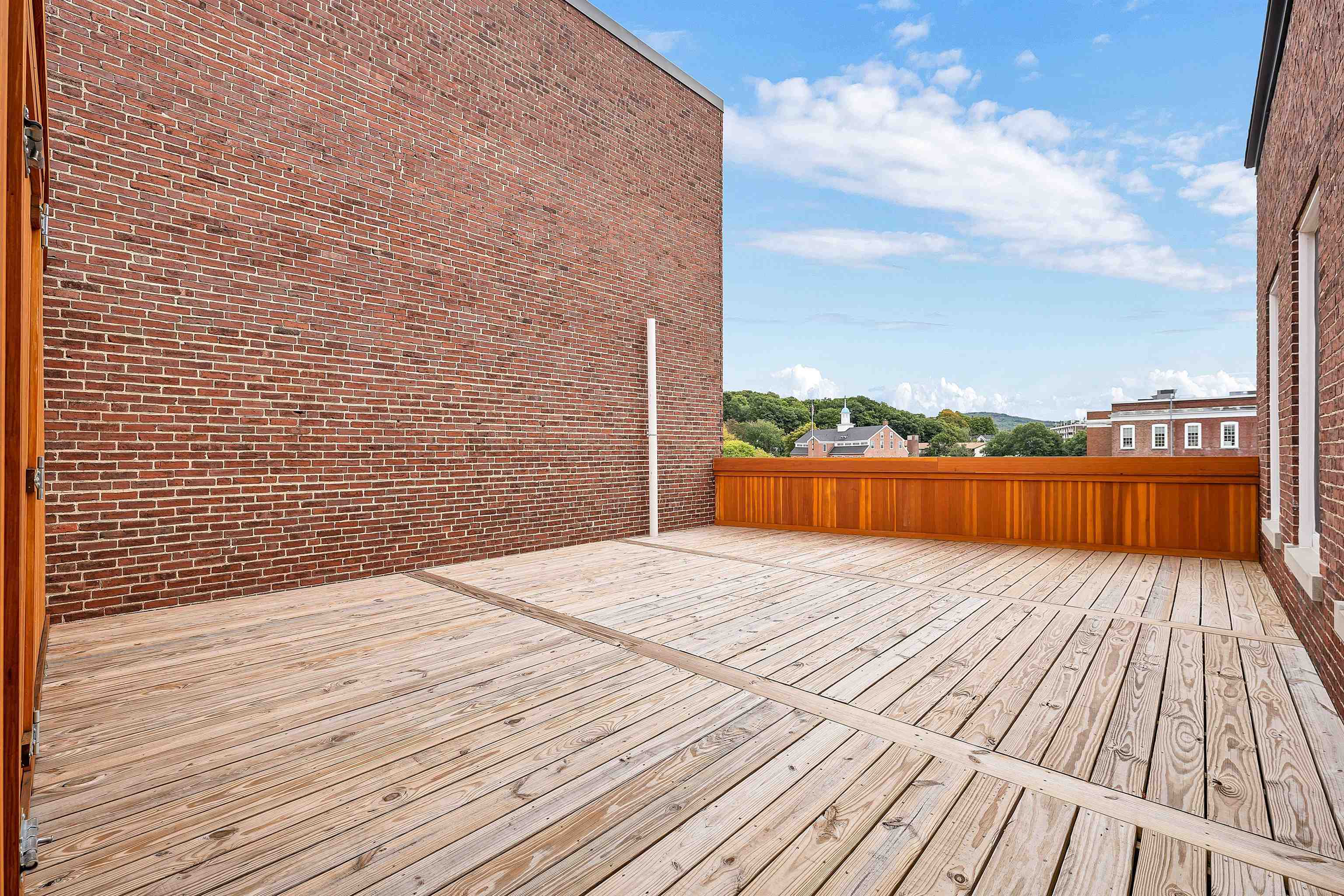 609 Main Street, Unit 202 Laconia, NH 03246 - Photo 31 of 41