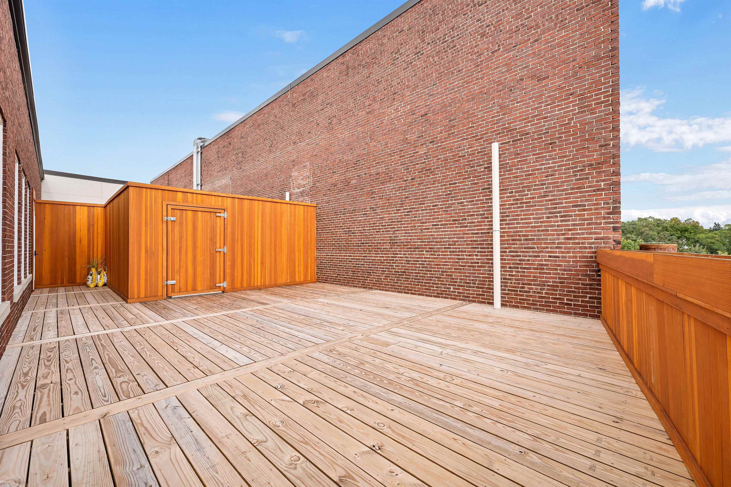 609 Main Street, Unit 202 Laconia, NH 03246 - Photo 32 of 41