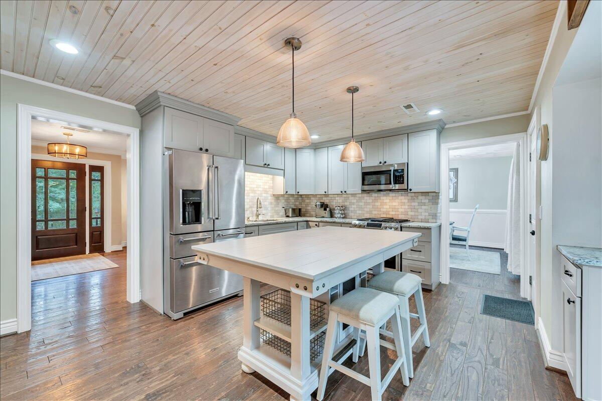 1109 4th Street Blue Ridge, VA 24064 - Photo 24 of 112 024-MIB05040