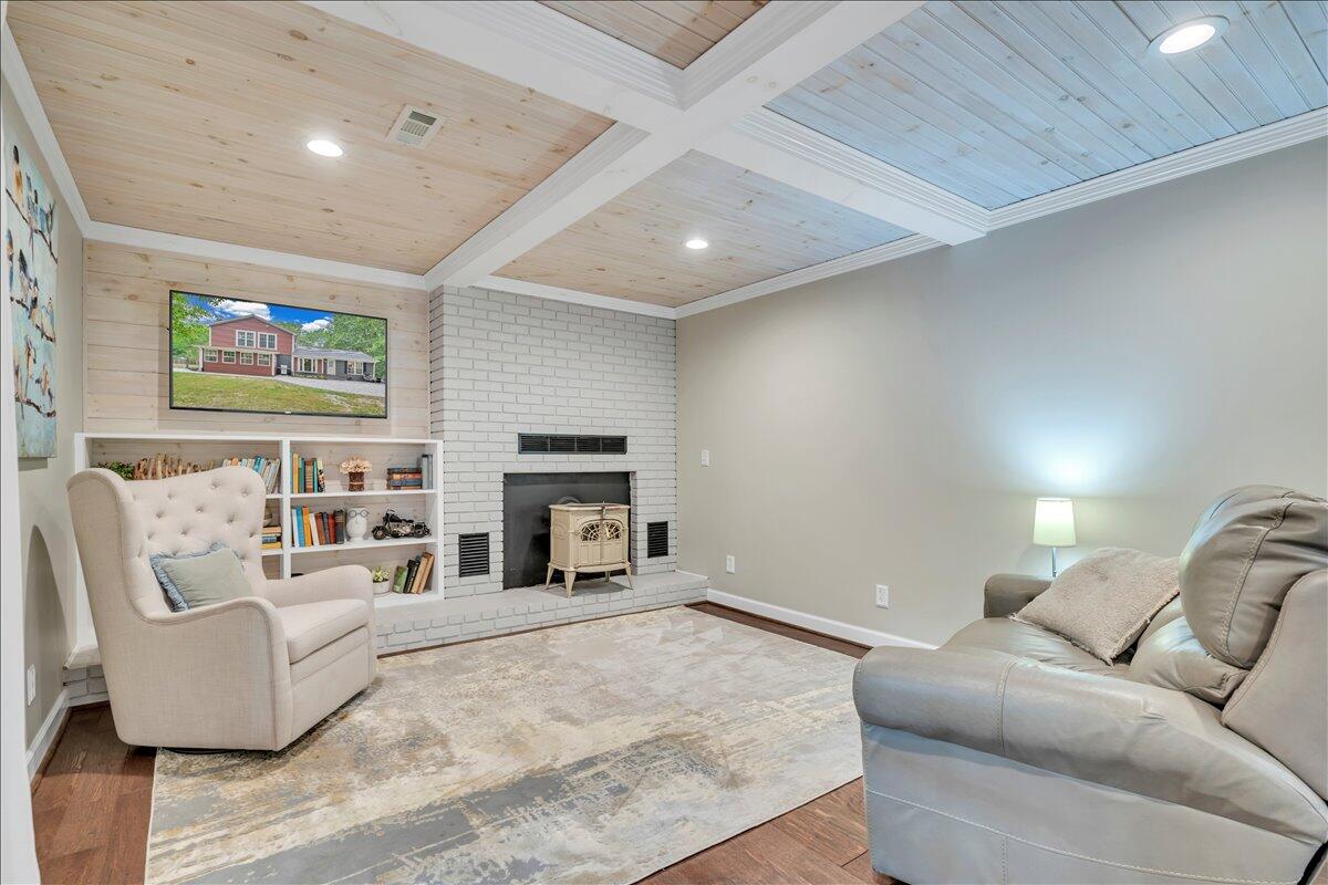 1109 4th Street Blue Ridge, VA 24064 - Photo 32 of 112 032-MIB05079