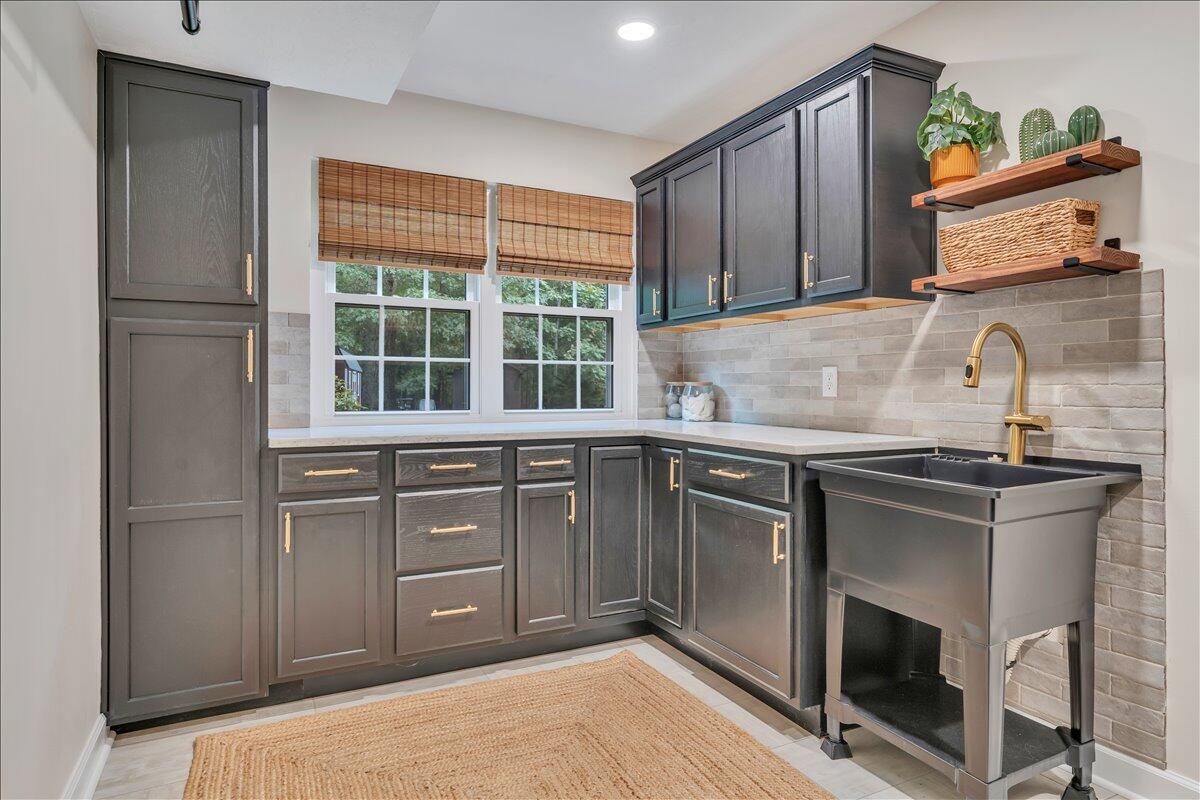 1109 4th Street Blue Ridge, VA 24064 - Photo 45 of 112 045-MIB05118