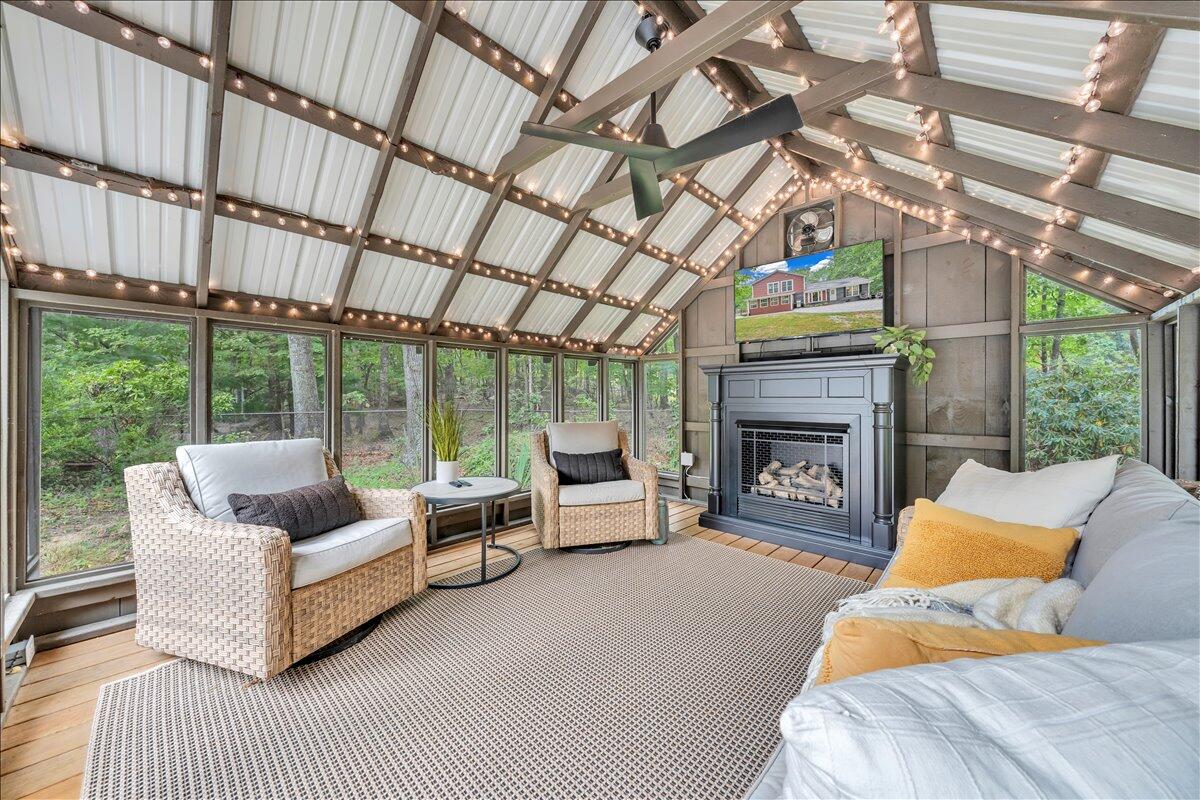 1109 4th Street Blue Ridge, VA 24064 - Photo 75 of 112 075-MIB04803