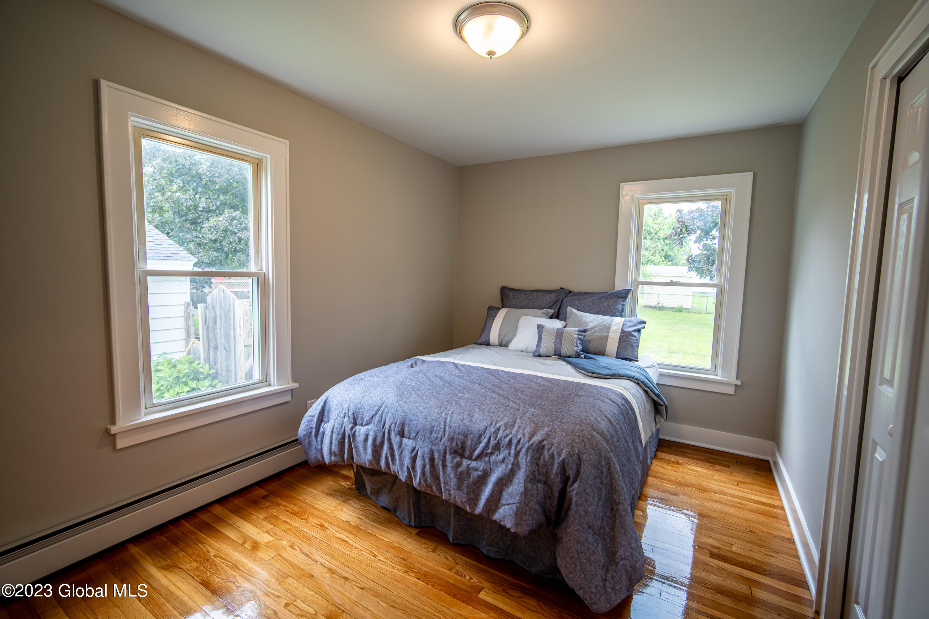 2044 Chepstow Road Rotterdam, NY 12303 - Photo 18 of 33 2044_Chepstow-18
