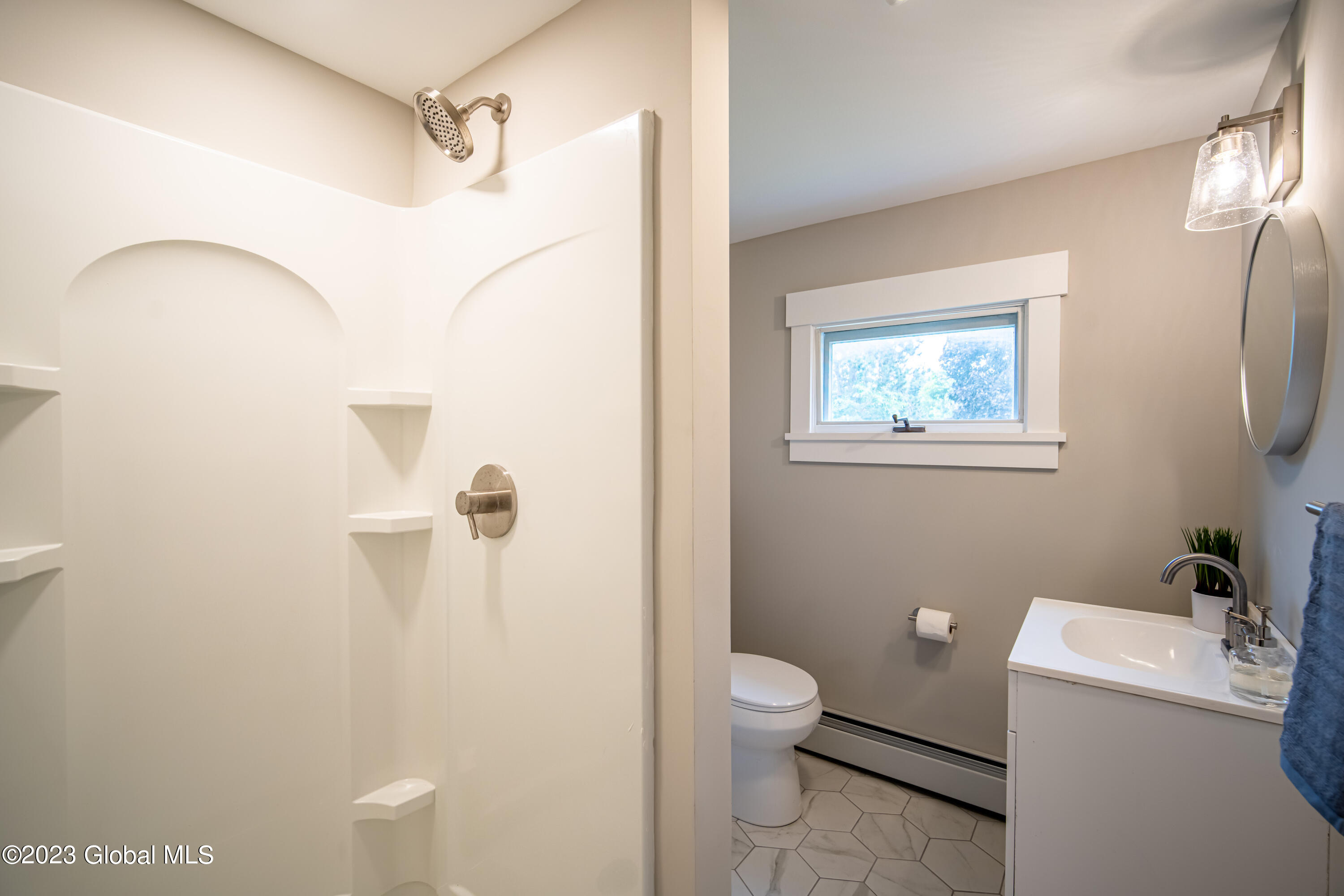 2044 Chepstow Road Rotterdam, NY 12303 - Photo 25 of 33 2044_Chepstow-25