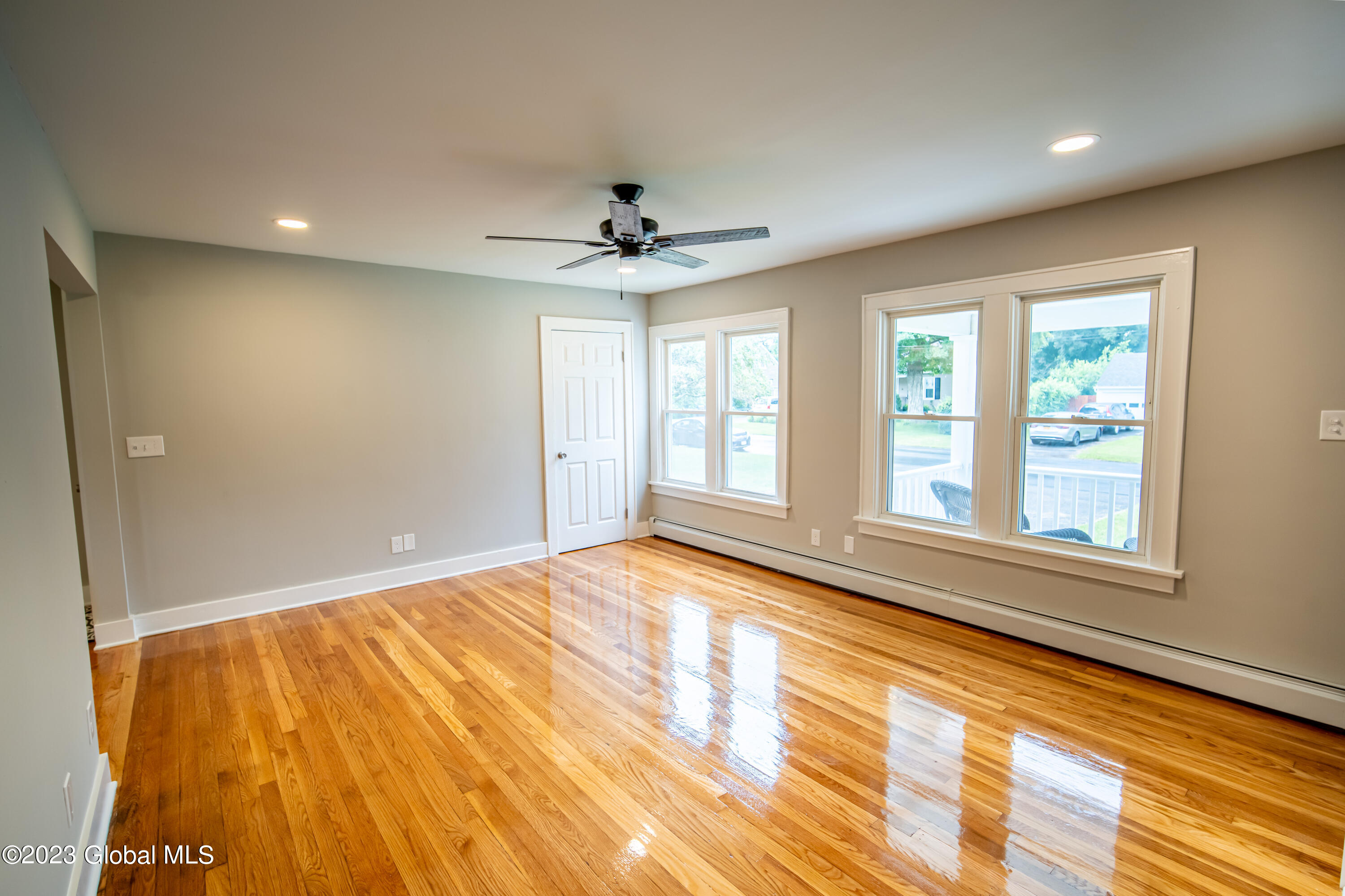 2044 Chepstow Road Rotterdam, NY 12303 - Photo 28 of 33 2044_Chepstow-28