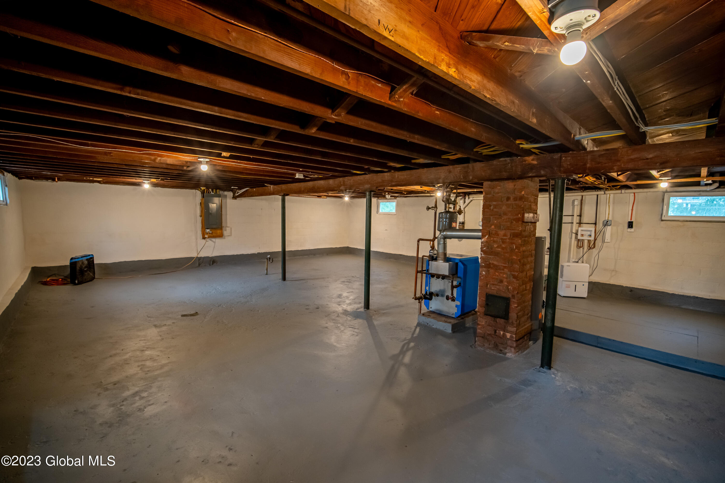 2044 Chepstow Road Rotterdam, NY 12303 - Photo 29 of 33 2044_Chepstow-29