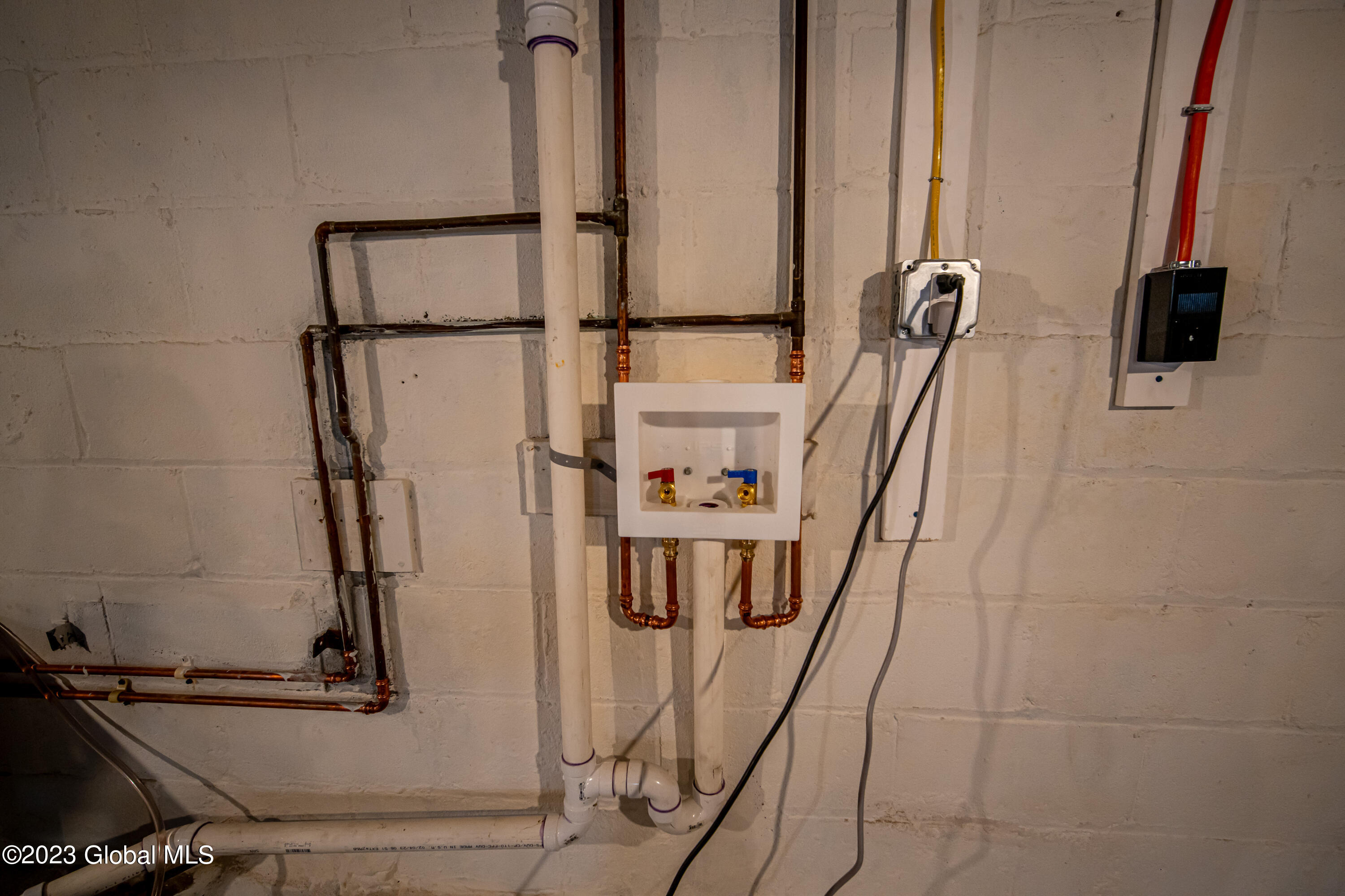 2044 Chepstow Road Rotterdam, NY 12303 - Photo 30 of 33 2044_Chepstow-30