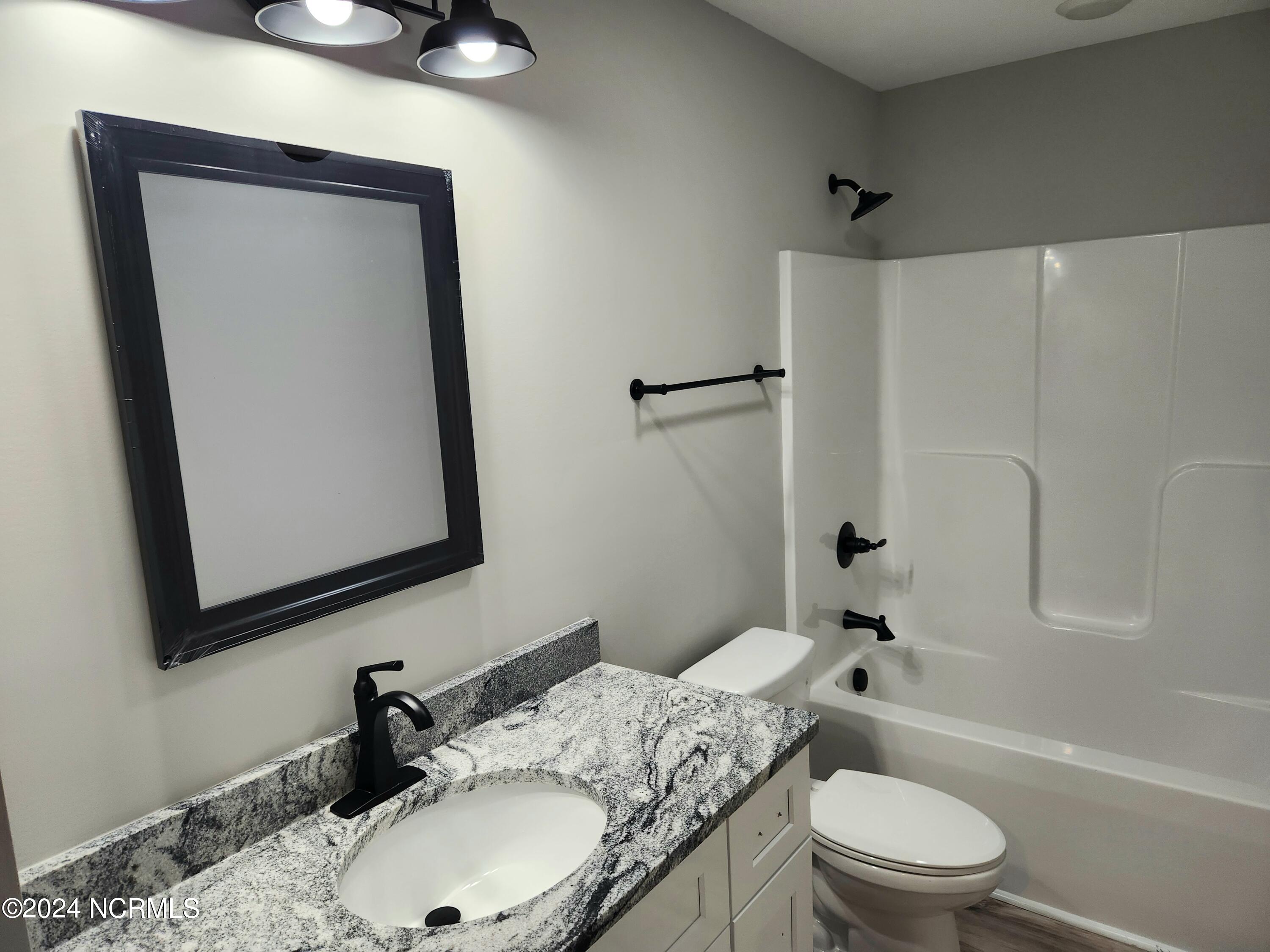 280 Boundary Loop Road Northwest Calabash, NC 28467 - Photo 29 of 32 20240104_095509