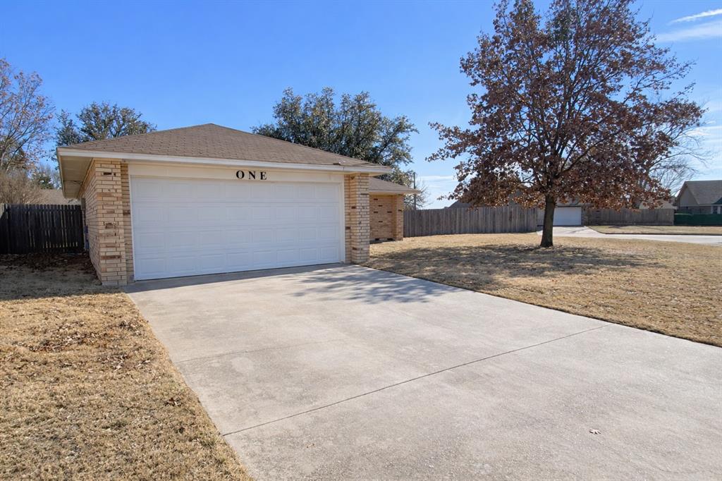1 Daisy Circle Wichita Falls, TX 76310 - Photo 2 of 9