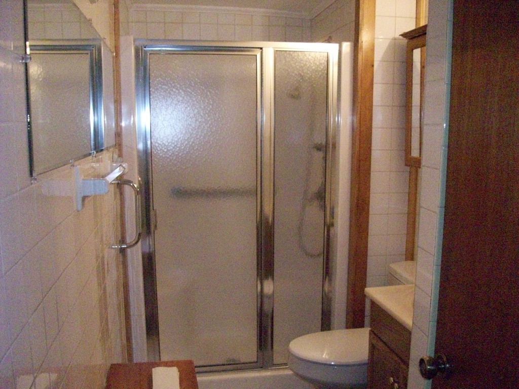 69 Laurel Road Norwood, MA 02062 - Photo 4 of 7 Gallery Image 4