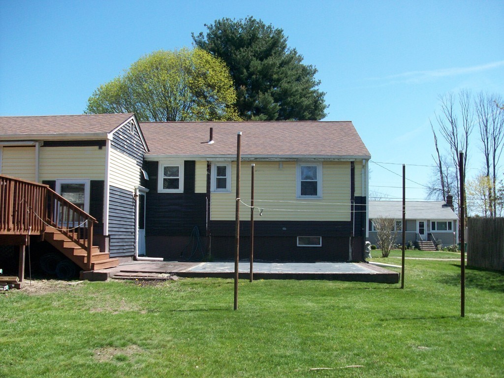 69 Laurel Road Norwood, MA 02062 - Photo 6 of 7 Gallery Image 6