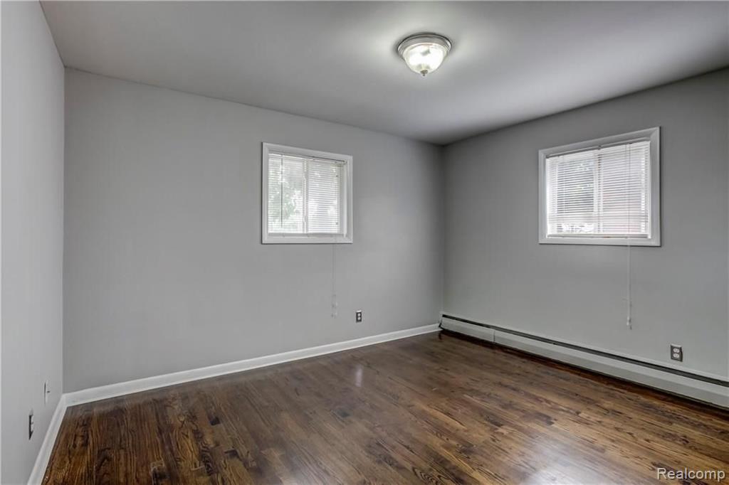 649 West Maple Road, Unit 6491 Clawson, MI 48017 - Photo 12 of 17