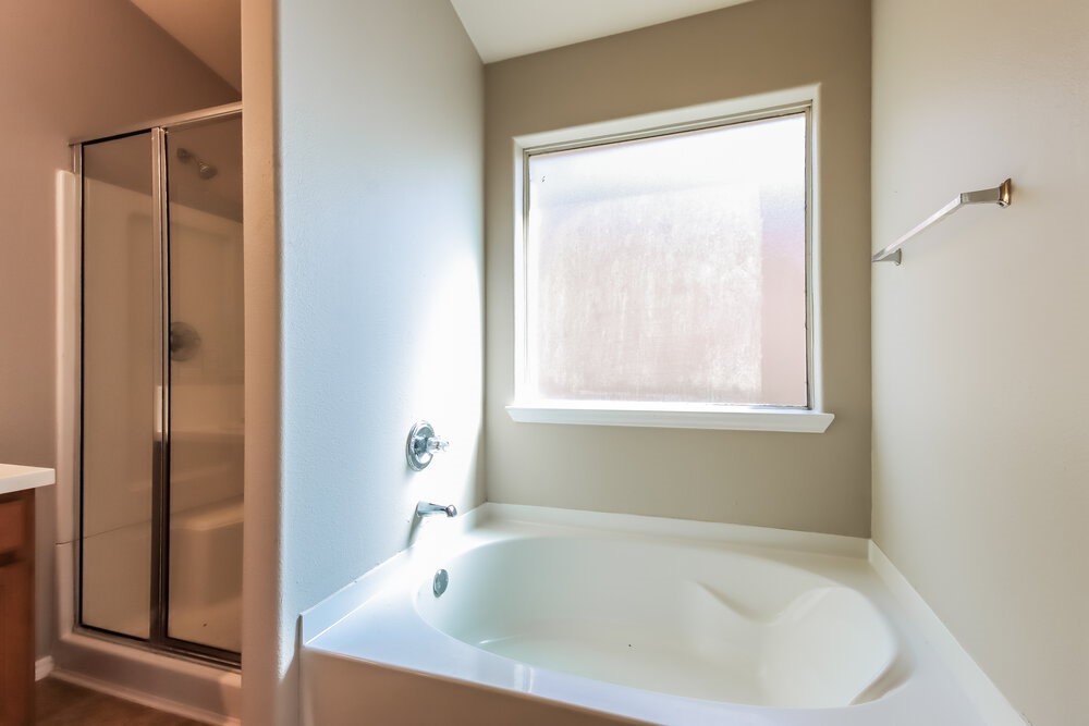 214 Kestrel Lane Rosharon, TX 77583 - Photo 11 of 16