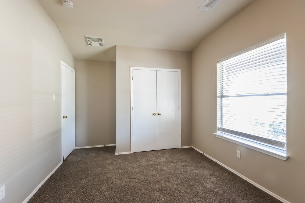 214 Kestrel Lane Rosharon, TX 77583 - Photo 13 of 16