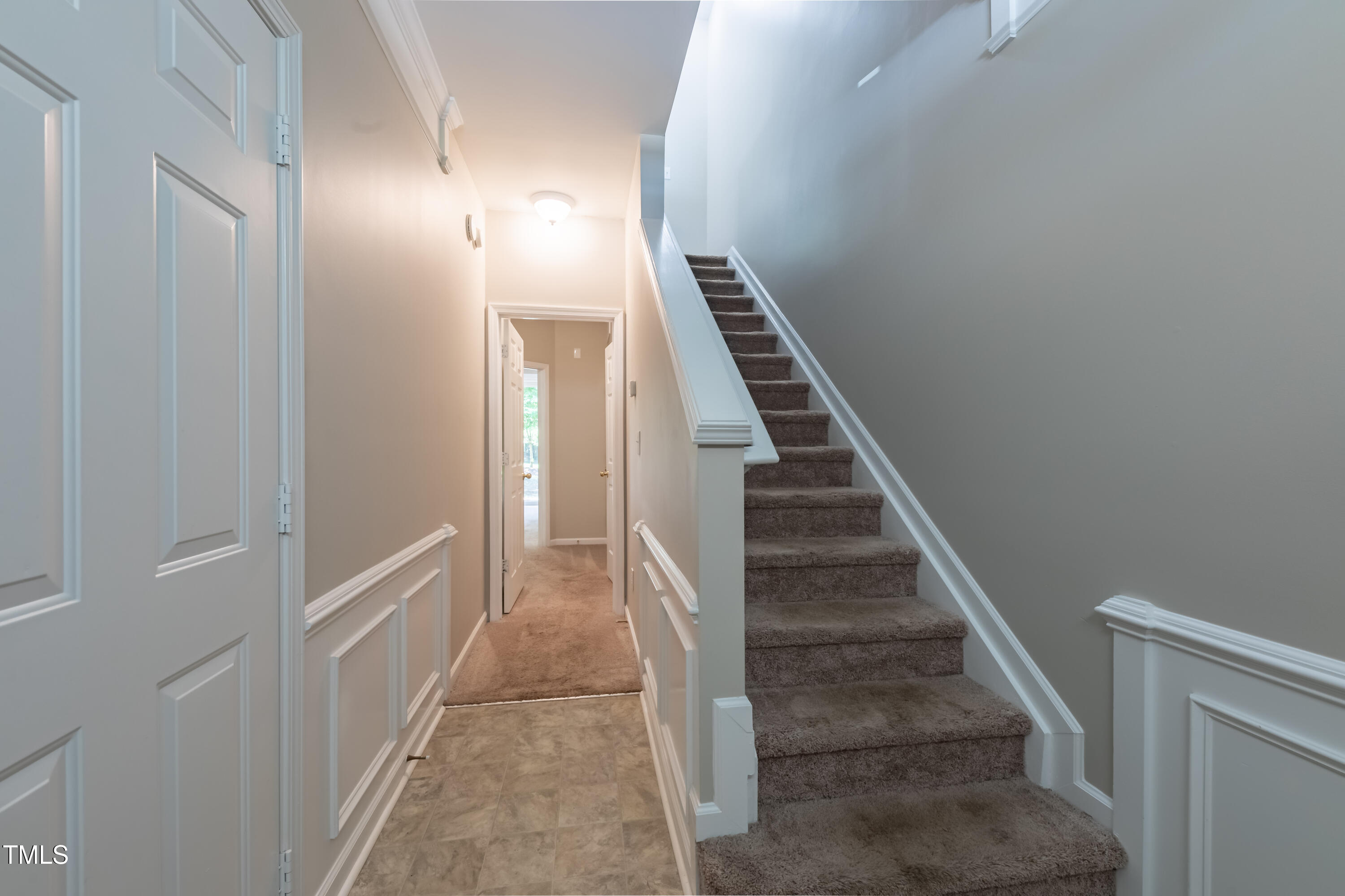 4933 Wyatt Brook Way Raleigh, NC 27609 - Photo 2 of 54 2E6A0558-HDR