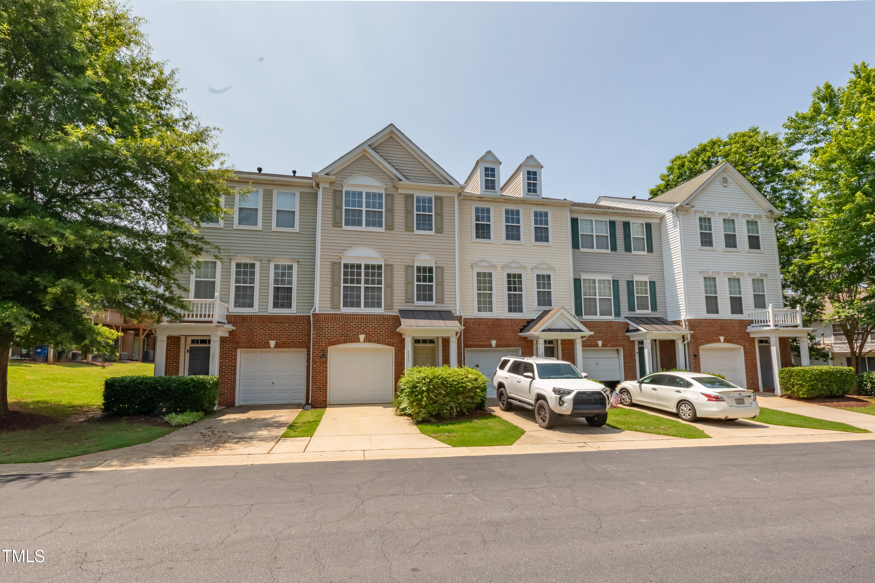 4933 Wyatt Brook Way Raleigh, NC 27609 - Photo 49 of 54 2E6A0778-HDR