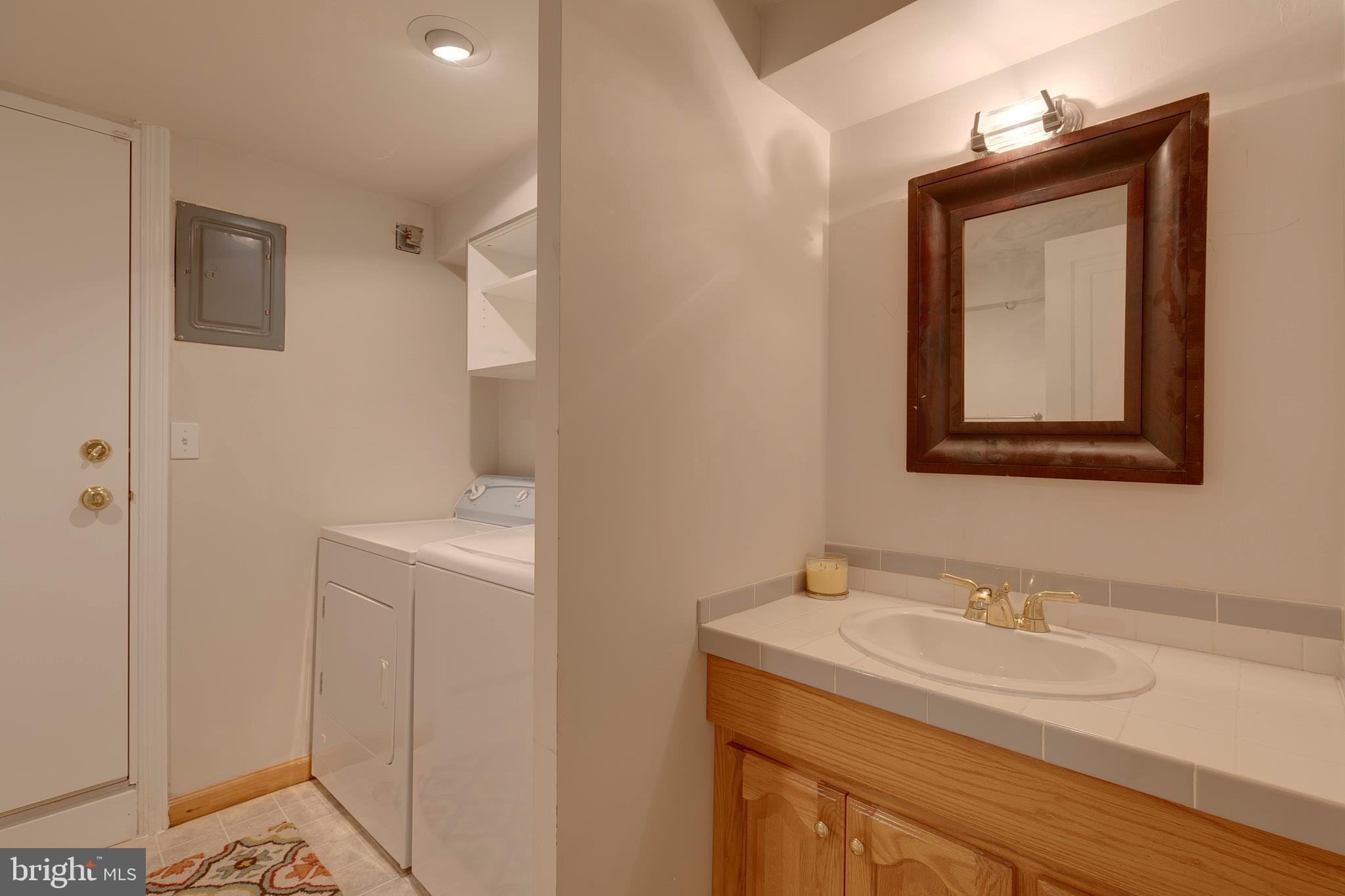 310 Murdock Road Baltimore, MD 21212 - Photo 40 of 50 Full BA/Laundry - LL